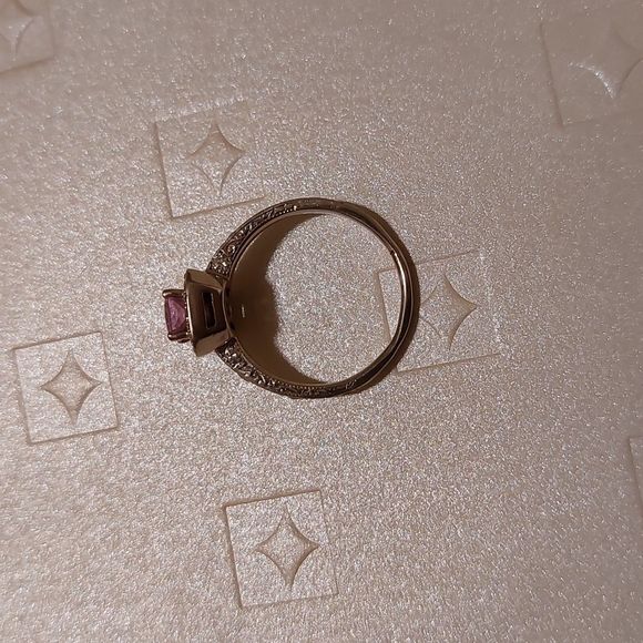 **Sold on FB**18k white gold ring with 1.14ct Pink Sapphire - Picture 5 of 6